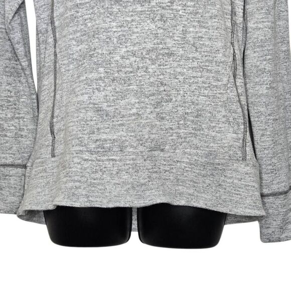 Kuhl Lea Sweater Size Medium Pullover Gray Funnel Neck - Picture 3 of 7